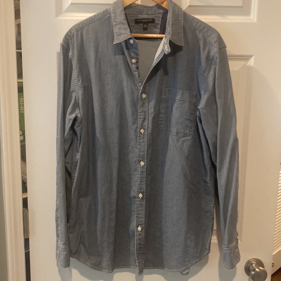 Banana Republic Men’s long sleeve button up, XL navy denim Durable fabric like N - Picture 13 of 16